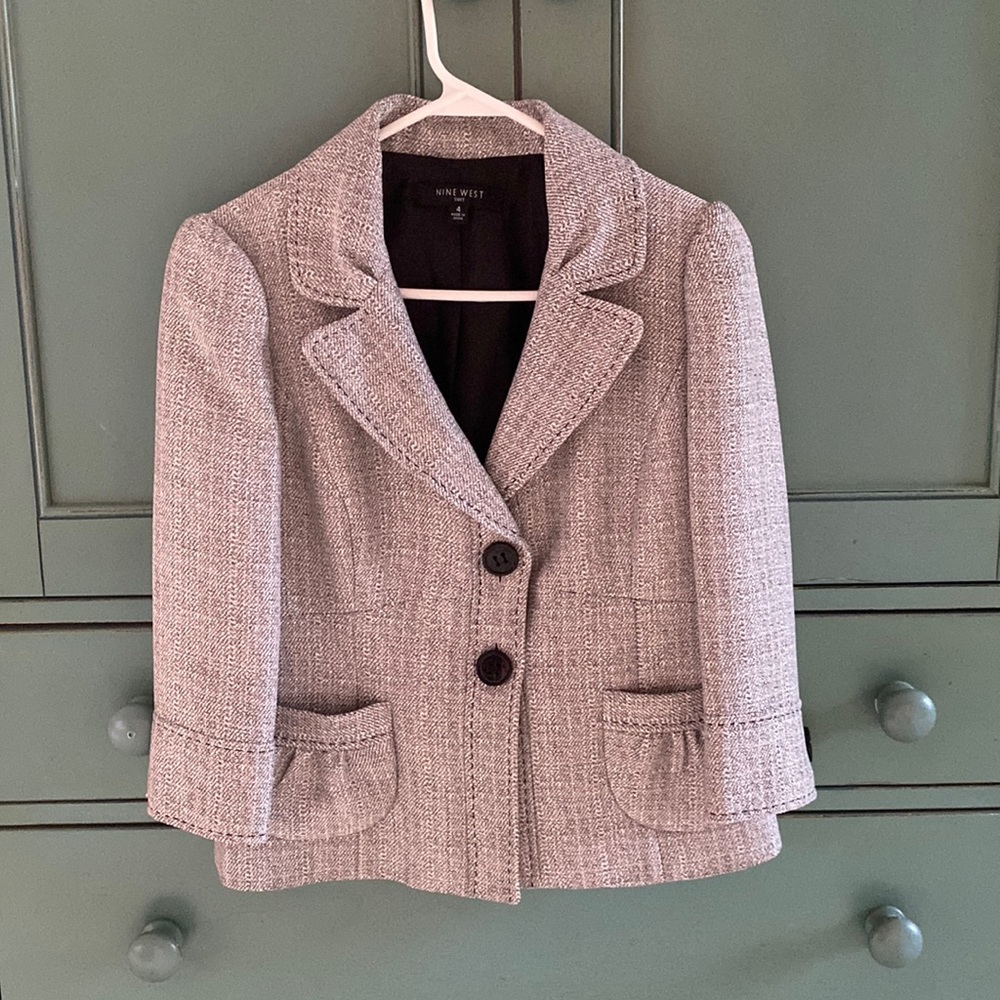 Nine West suit top and skirt